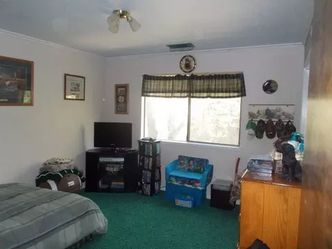 7496 Fiesta Way, Redding, CA 96002 photo 10