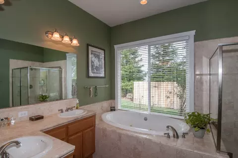 4846 Ferrington Ct, Redding, CA 96003 photo 15
