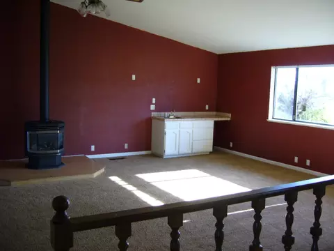 21805 Glenda Ln, Redding, CA 96003 photo 10