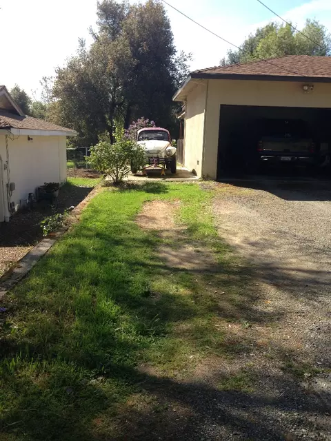 17771 Western Way, Redding, CA 96003 photo 4