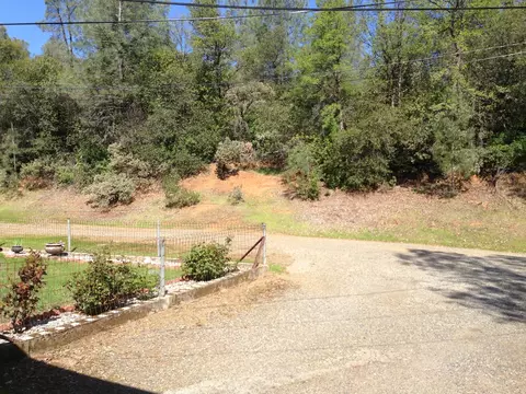 17771 Western Way, Redding, CA 96003 photo 5