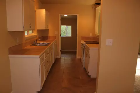 17684 Petty Ln, Redding, CA 96003 photo 6