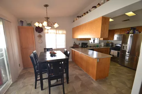 1858 Juarez Ln, Redding, CA 96003 photo 3