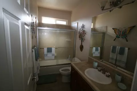 4980 Yellowstone Dr, Redding, CA 96002 photo 4