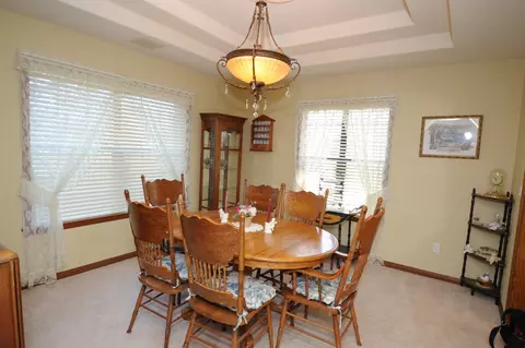 2210 Hope Ln, Redding, CA 96003 photo 10
