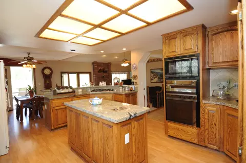 2210 Hope Ln, Redding, CA 96003 photo 18