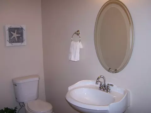 2051 Heller Ln, Redding, CA 96001 photo 16