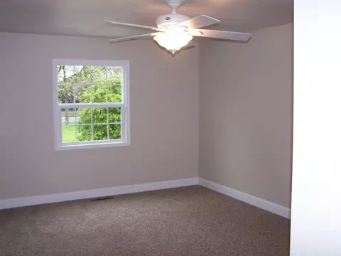 2051 Heller Ln, Redding, CA 96001 photo 11