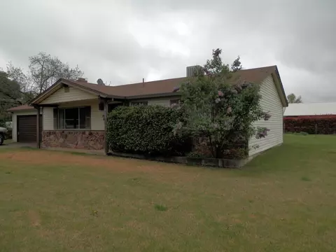20259 Blue Jay Dr, Redding, CA 96002 photo 2