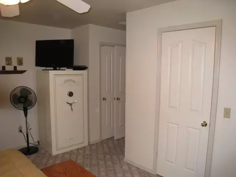 6648 Waterford Dr, Redding, CA 96001 photo 10