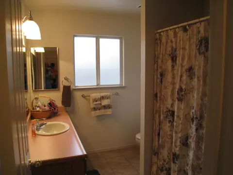 6648 Waterford Dr, Redding, CA 96001 photo 6