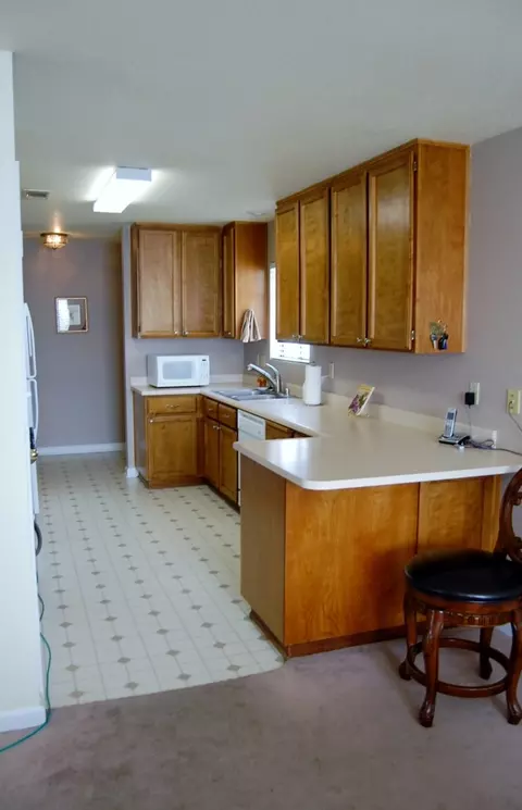 2873 Cobblestone Loop, Anderson, CA 96007 photo 2
