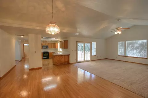 20807 Lonita Trl, Redding, CA 96003 photo 12