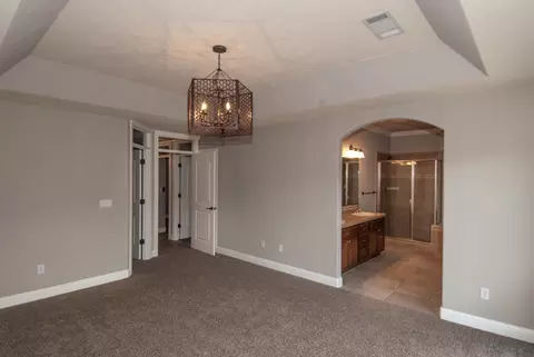 3461 Mearn Ct, Redding, CA 96002 photo 13