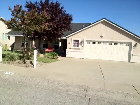 910 Collyer Dr, Redding, CA 96003 photo 5