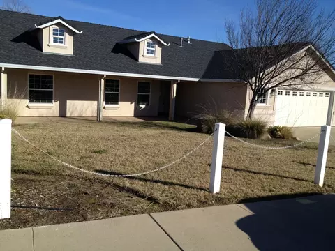 910 Collyer Dr, Redding, CA 96003 photo 1