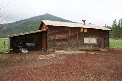 40414 Mcarthur, Fall River Mills, CA 96028 photo 40