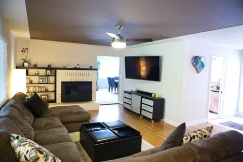 588 Rafael St, Redding, CA 96002 photo 8