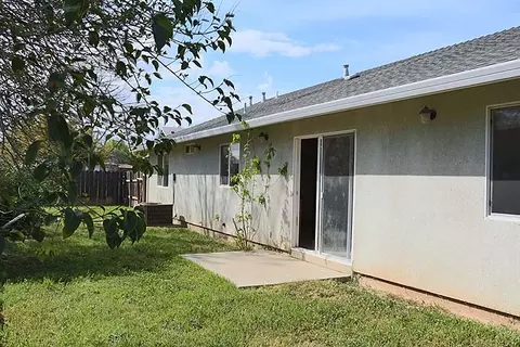 1711 Mckinley Ave, Corning, CA 96021 photo 3