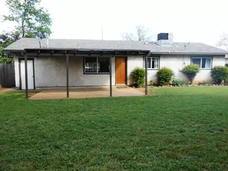 1594 Hemlock Ave, Anderson, CA 96007 photo 2