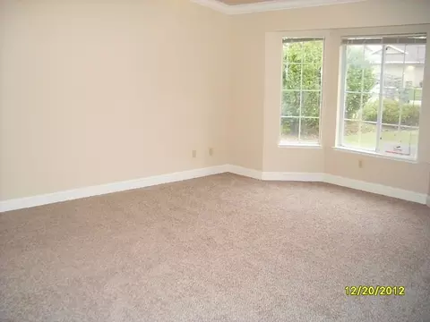 2555 Dewberry Dr, Redding, CA 96003 photo 3