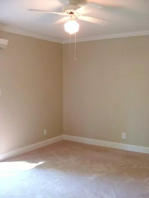 6996 Reflection St, Redding, CA 96001 photo 8