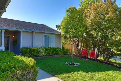 861 Mallard St, Redding, CA 96003 photo 3