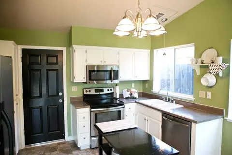 861 Mallard St, Redding, CA 96003 photo 10