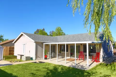 861 Mallard St, Redding, CA 96003 photo 6