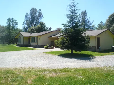 6748 Digger Pine Ln, Anderson, CA 96007 photo 15