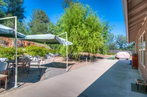 17652 Meraz Ln, Redding, CA 96003 photo 21