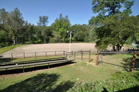 8024 Macie Cir, Redding, CA 96001 photo 27