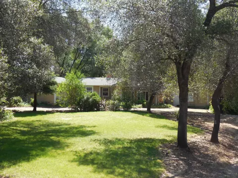 8620 Redbank Rd, Redding, CA 96001 photo 2