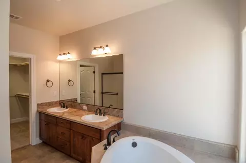 3290 Piper Way, Redding, CA 96001 photo 18