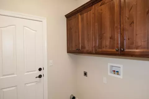 3290 Piper Way, Redding, CA 96001 photo 23