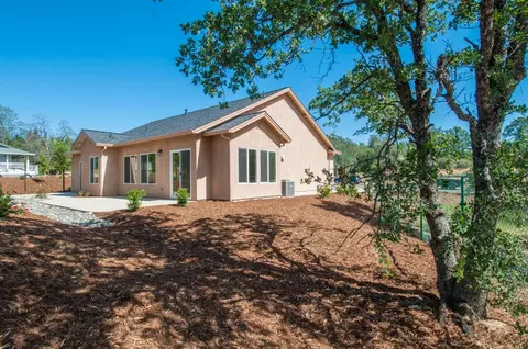 3290 Piper Way, Redding, CA 96001 photo 7