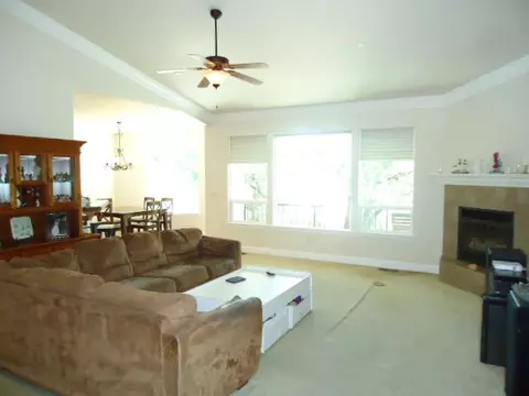 4695 Nantucket Dr, Redding, CA 96001 photo 14