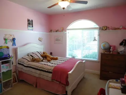 4695 Nantucket Dr, Redding, CA 96001 photo 11
