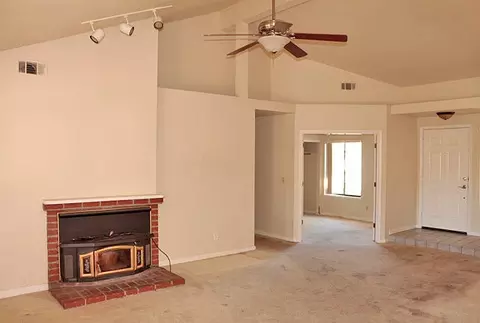 2180 Cilantro Dr, Redding, CA 96003 photo 3