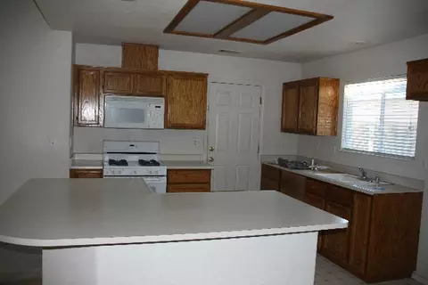 286 Pinon Way, Red Bluff, CA 96080 photo 3