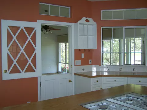 10185 Victoria Dr, Redding, CA 96001 photo 8