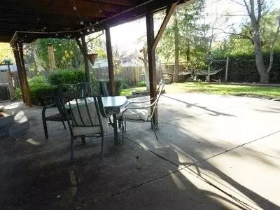 4684 Dandelion Dr, Redding, CA 96002 photo 8