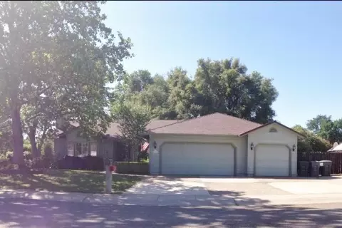 4684 Dandelion Dr, Redding, CA 96002 photo 1