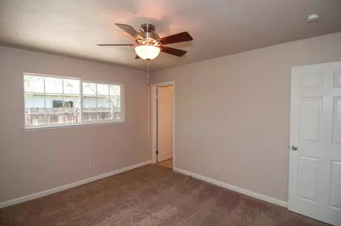 2531 Wilson, Redding, CA 96002 photo 10