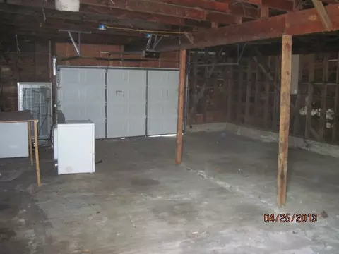 1717 Logan St, Redding, CA 96001 photo 6