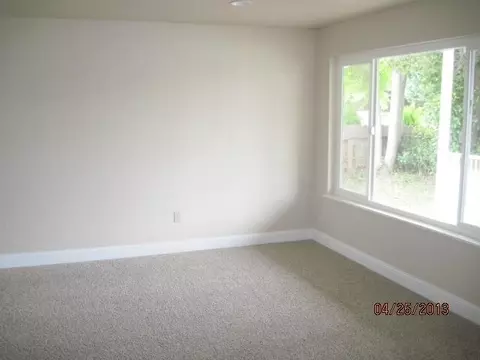 1717 Logan St, Redding, CA 96001 photo 18