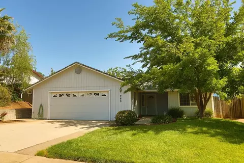 969 Partridge Dr, Redding, CA 96003 photo 1