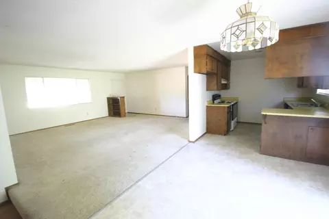 3154 Island Dr, Redding, CA 96001 photo 4