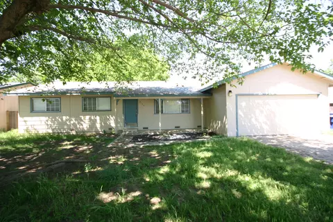 3154 Island Dr, Redding, CA 96001 photo 1