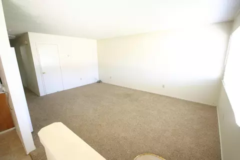 2565 Shasta View Dr, Redding, CA 96003 photo 2